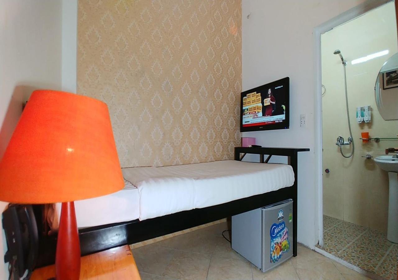 Mad Monkey Hanoi Hostel Extérieur photo